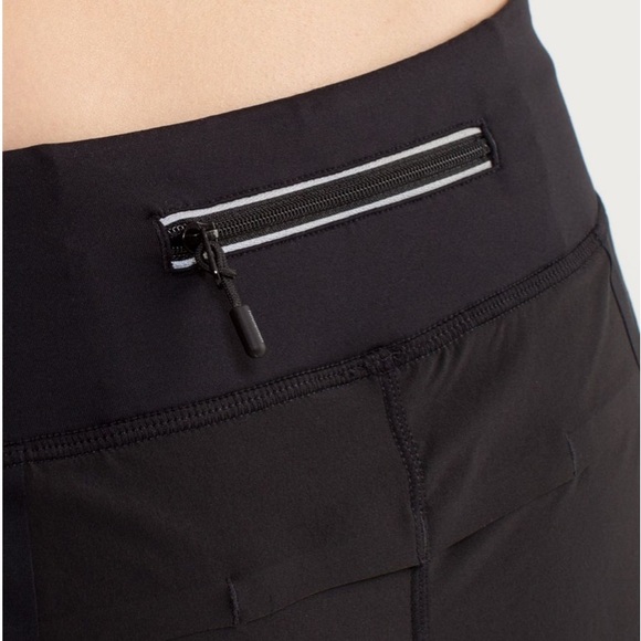 LULULEMON black run speed short naked seam - Picture 5 of 9